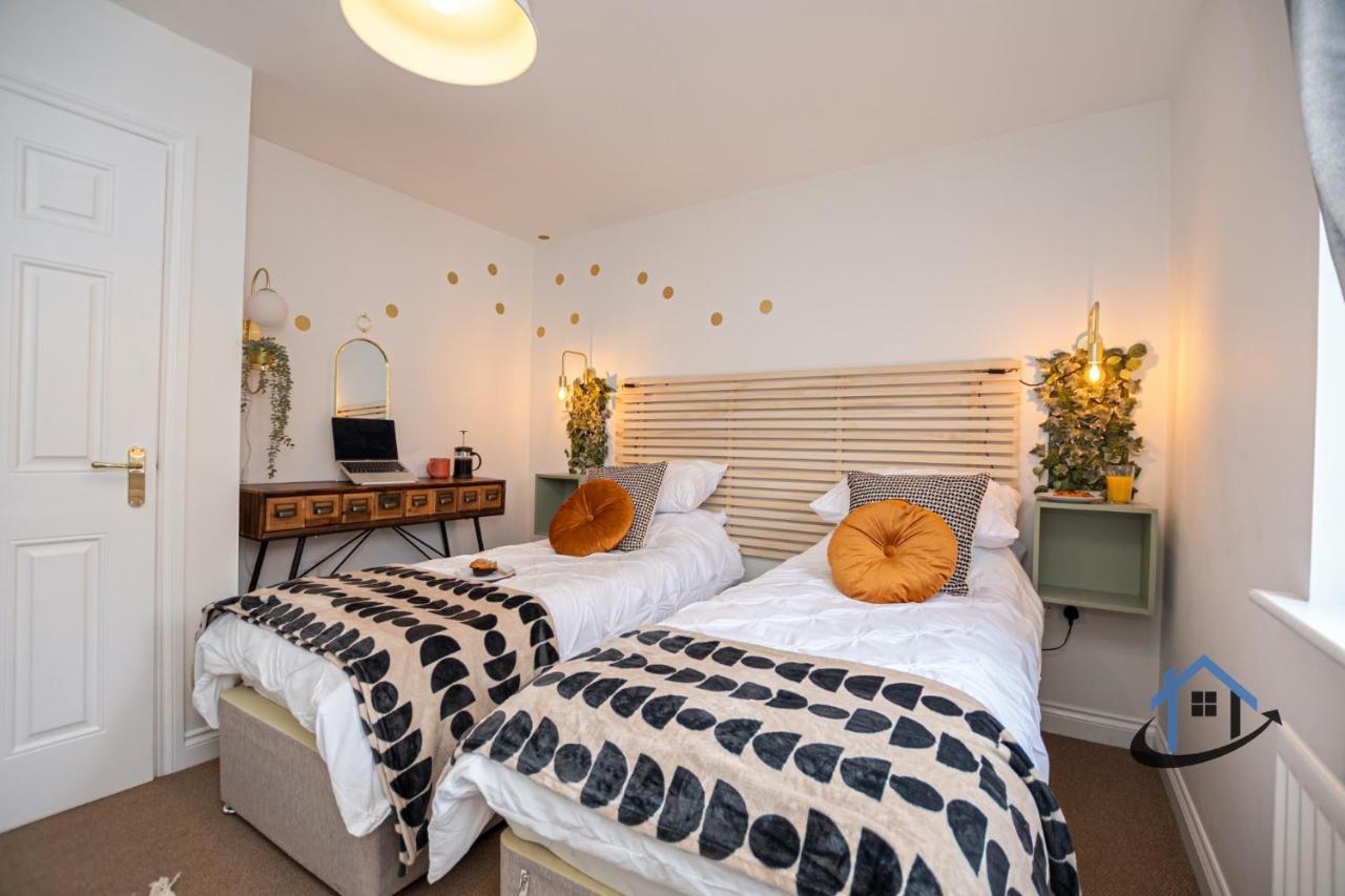 Ironside House, Thrapston King Or Twin Beds, Free Parking, Workspace, Corporates, Sleeps 8 Екстериор снимка