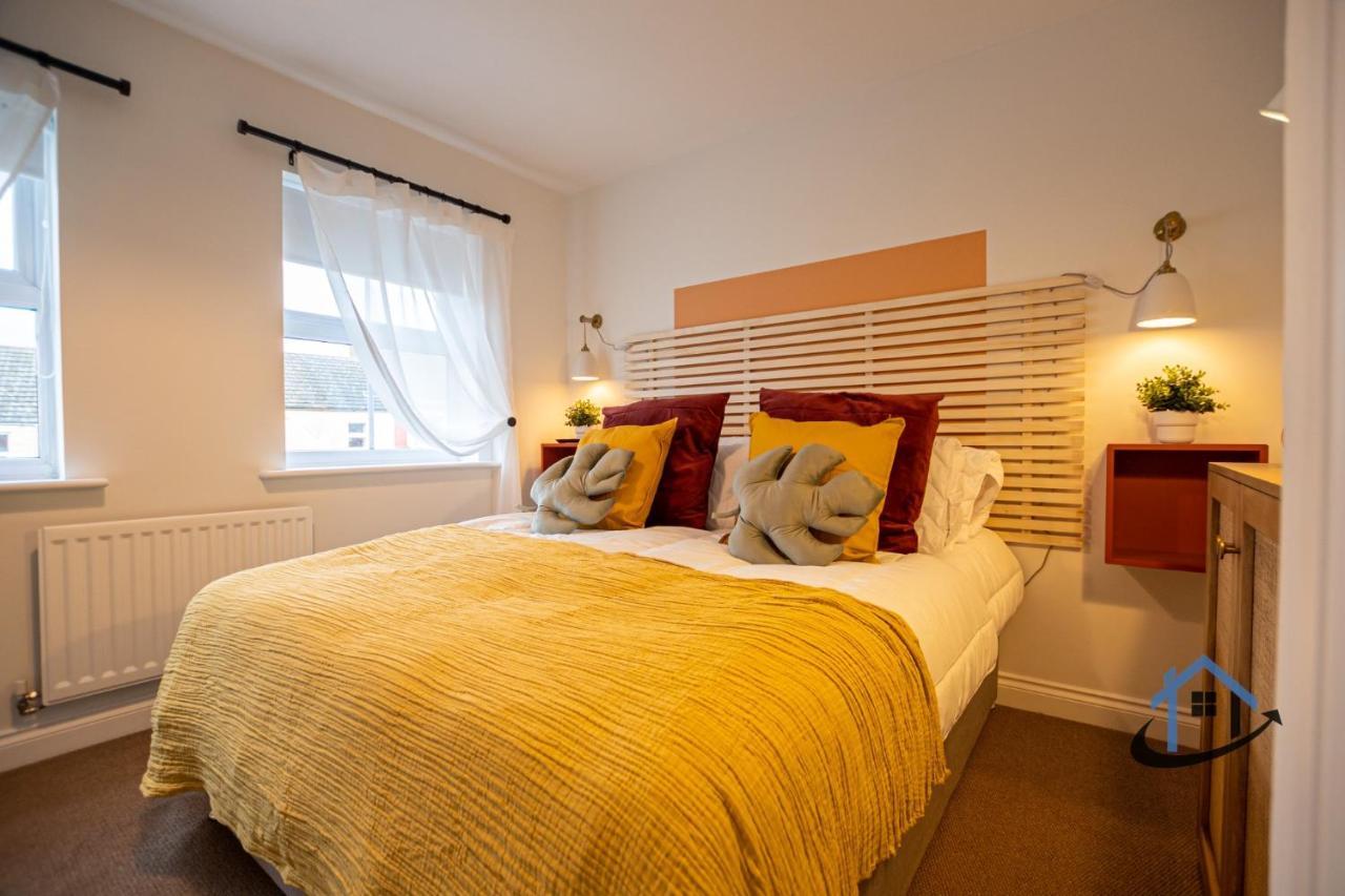 Ironside House, Thrapston King Or Twin Beds, Free Parking, Workspace, Corporates, Sleeps 8 Екстериор снимка