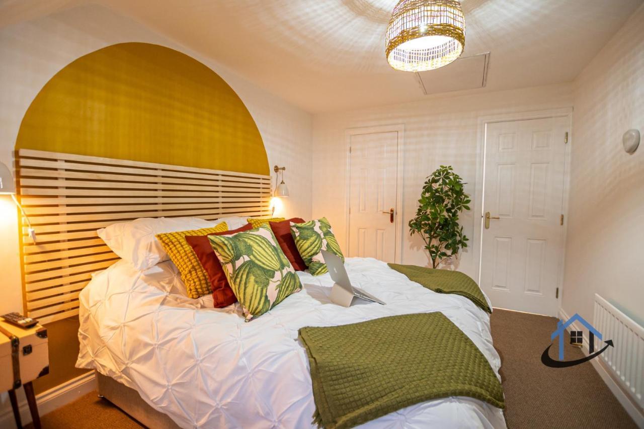 Ironside House, Thrapston King Or Twin Beds, Free Parking, Workspace, Corporates, Sleeps 8 Екстериор снимка